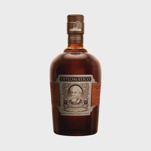 DIPLOMÁTICO Mantuano Ron extra añejo elaborado en Venezuela botella 70 cl.