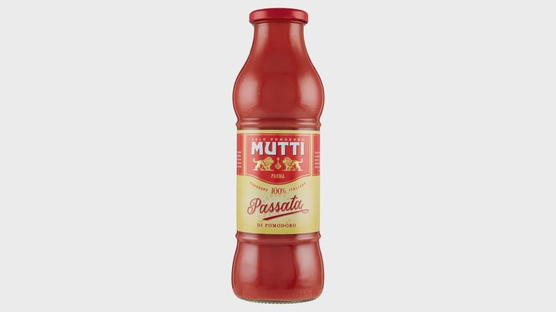 Mutti Passata Tomato Puree 700 g