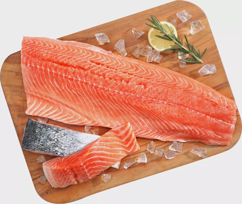 (Salmo salar) filet s kůží, chlazený