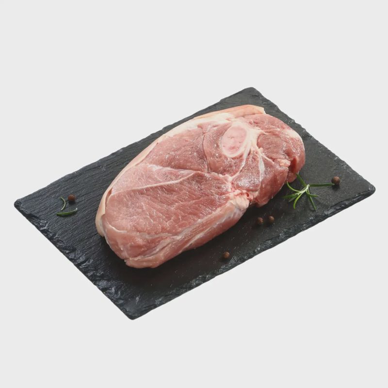 Atš. kiaulienos mentė su kaulu, su oda, 1 kg