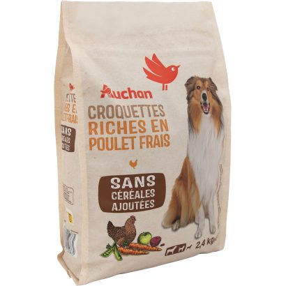 Auchan Kedvenc száraz kutyaeledel felnőtt kutyák számára csirkével 2,4 kg