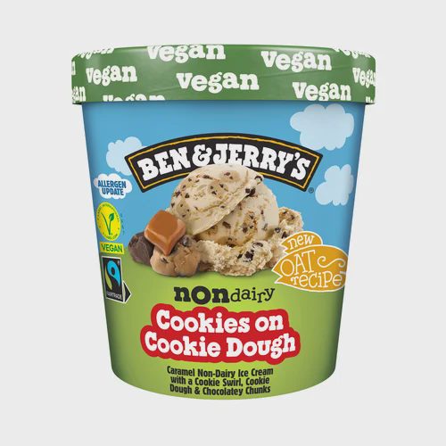 BEN & JERRY"S Cookie dough Tarrina de helado vegano de caramelo con masa de galletas y trozos de chocolate 465 ml.